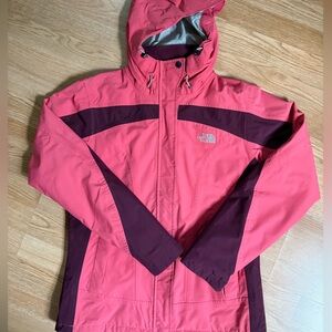 The North Face Women's 3-in-1 HyVent Jacket Waterproof Size M With Hood